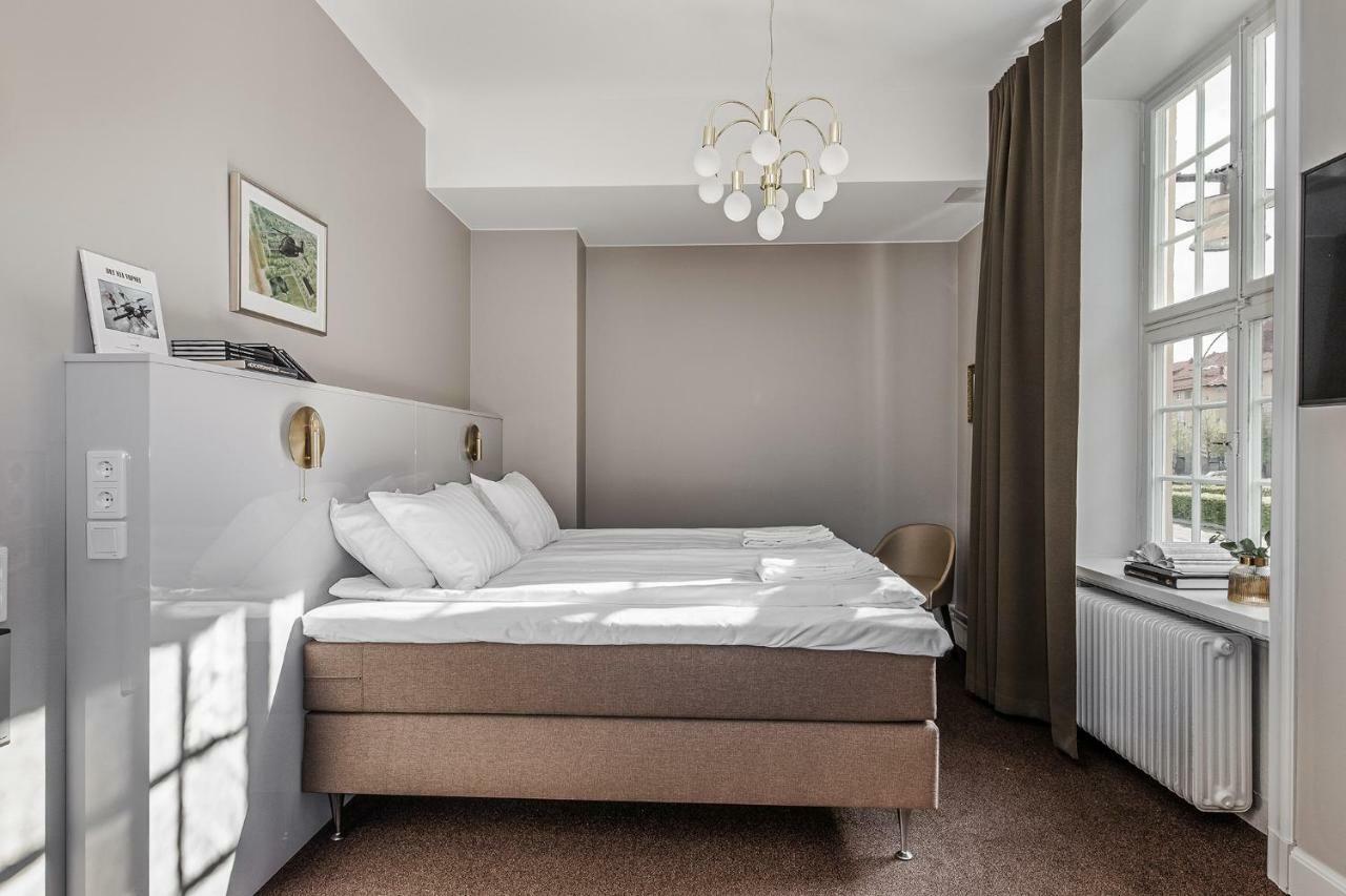 Livgrenadjaermaessen Hotell-Fest-Konferens لينشوبِنغ المظهر الخارجي الصورة